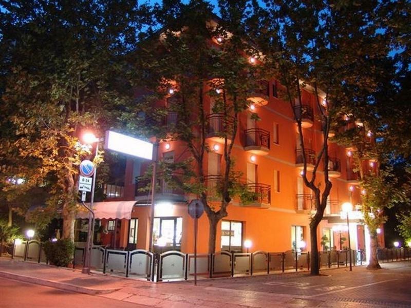 Hotel Napoleon San Mauro Mare Exterior foto